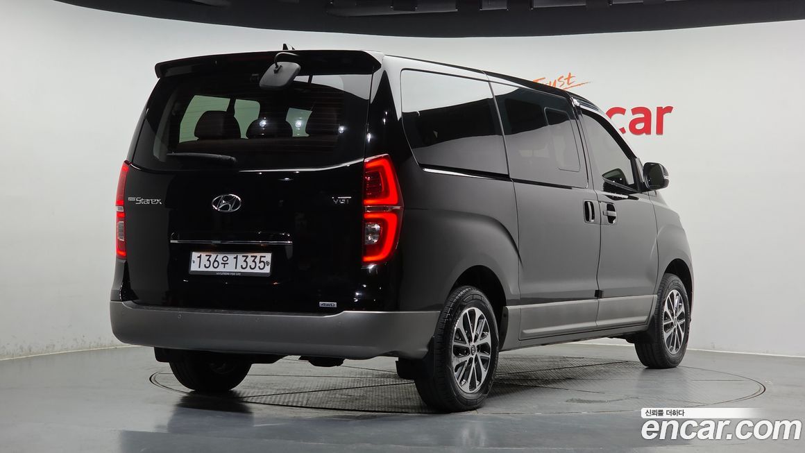 Hyundai Starex 2020