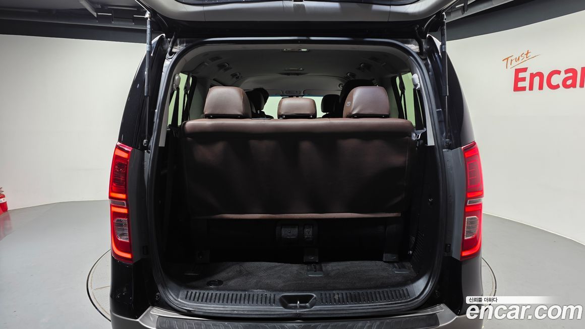 Hyundai Starex 2020