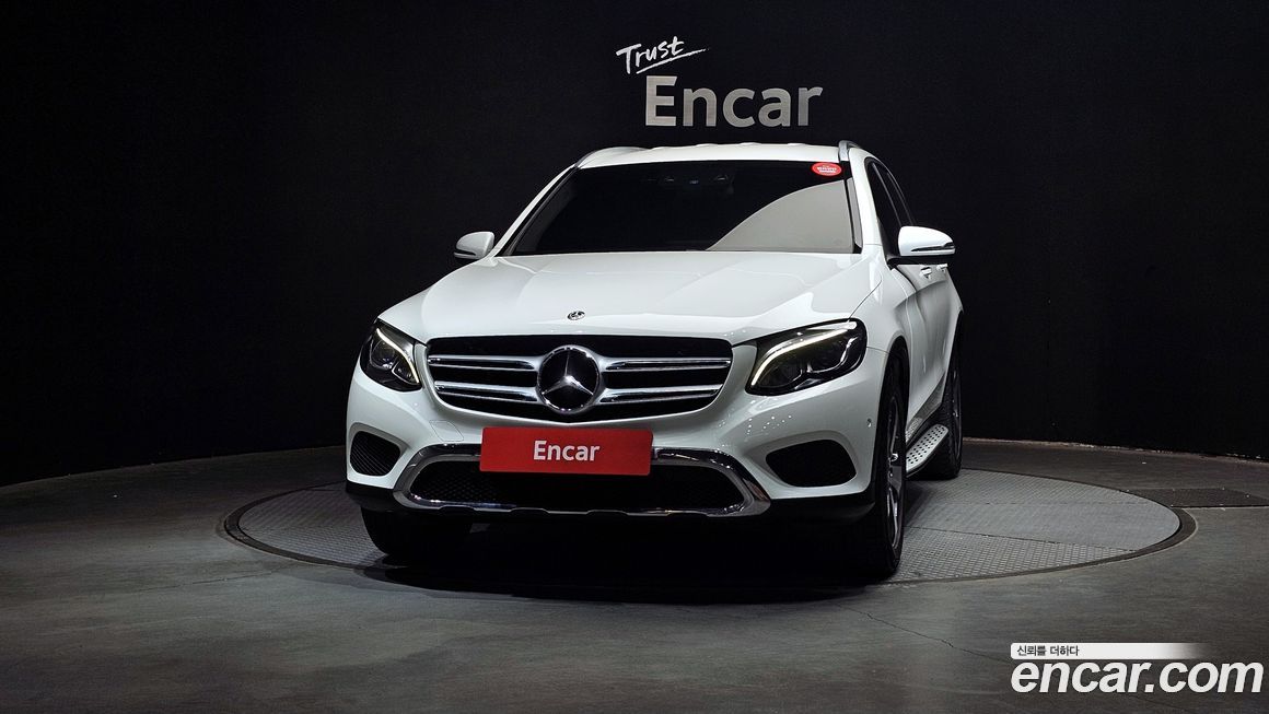 Mercedes-Benz GLC-Class 2019