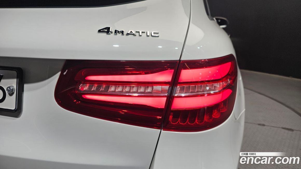 Mercedes-Benz GLC-Class 2019