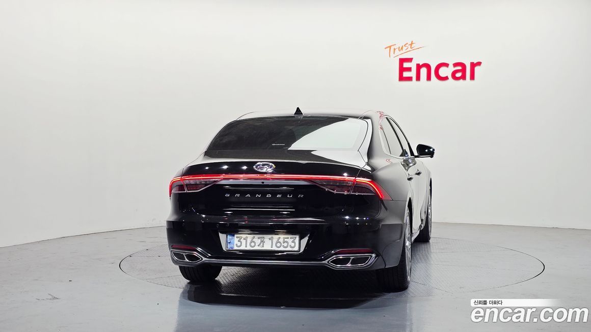 Hyundai Grandeur 2020