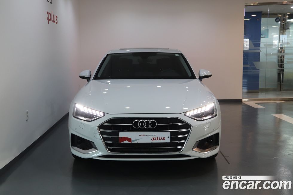 Audi A4 2023