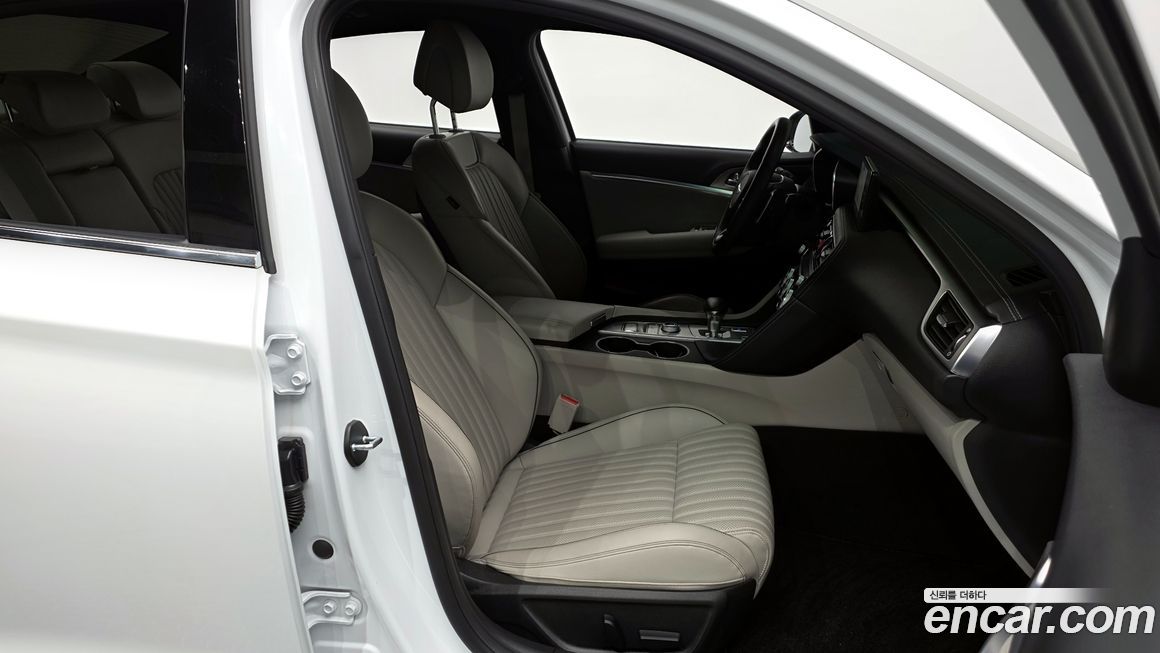 Genesis G70 2021
