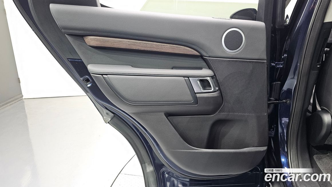Land Rover Discovery 2017