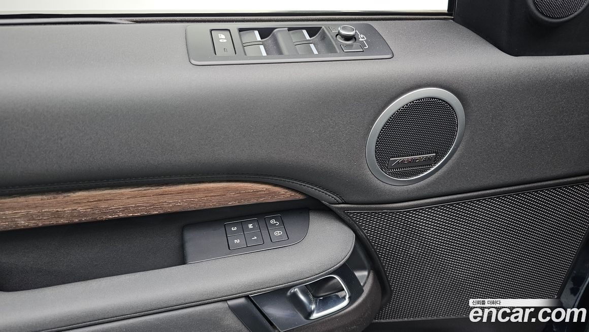 Land Rover Discovery 2017