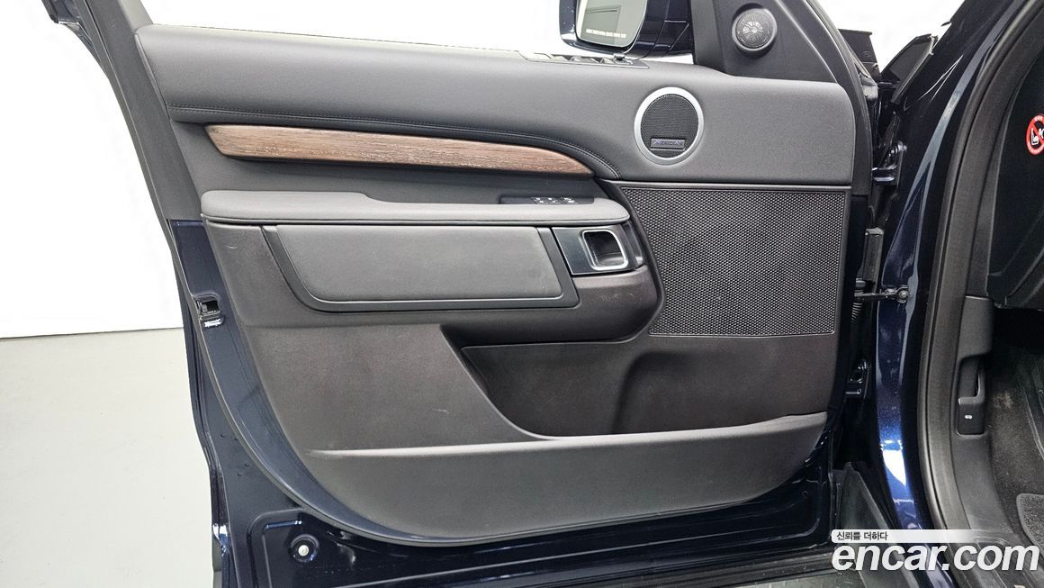 Land Rover Discovery 2017
