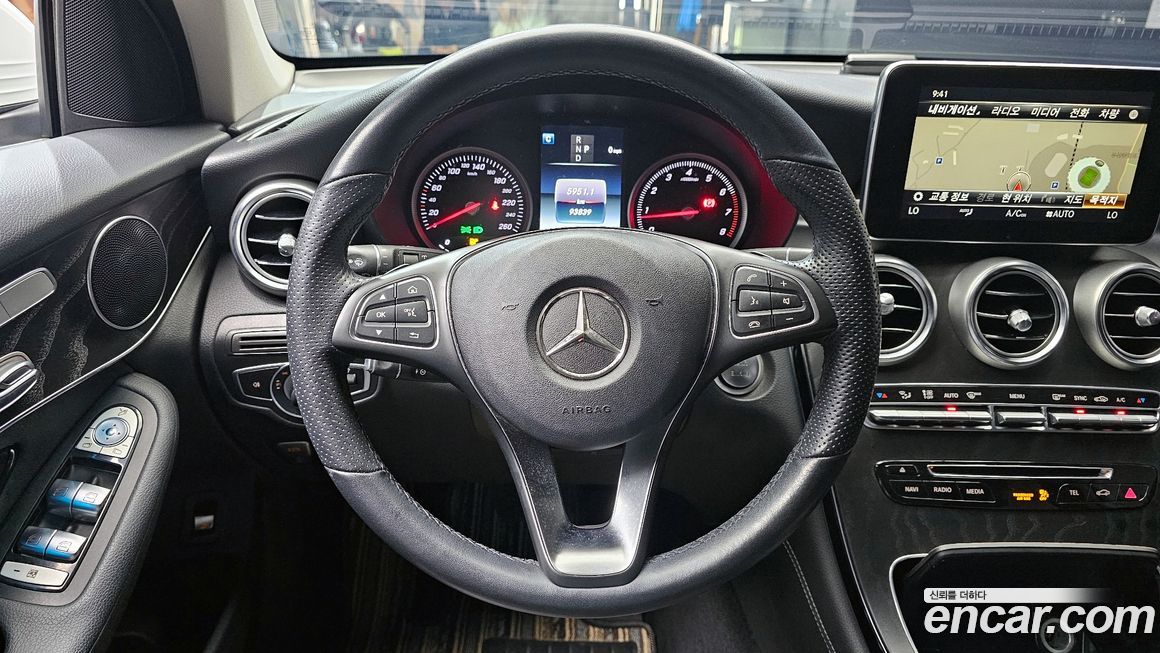 Mercedes-Benz GLC-Class 2019