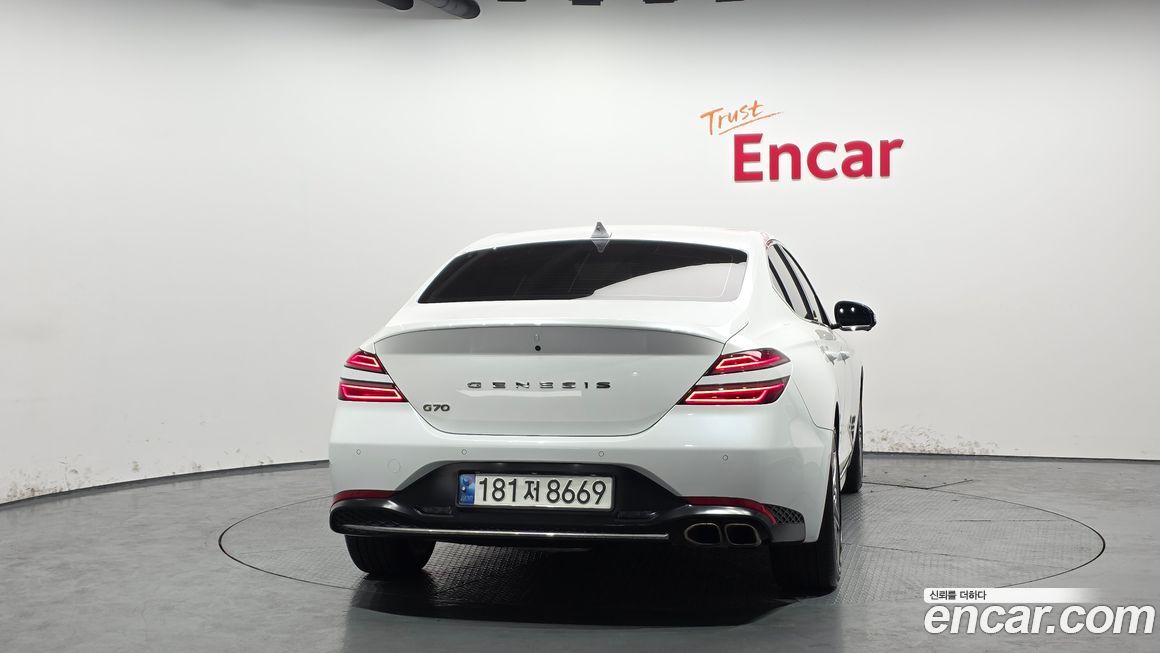 Genesis G70 2021