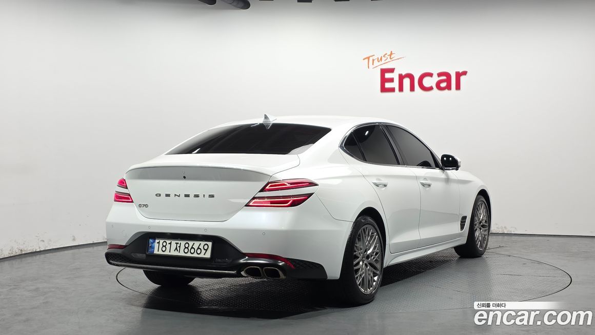 Genesis G70 2021