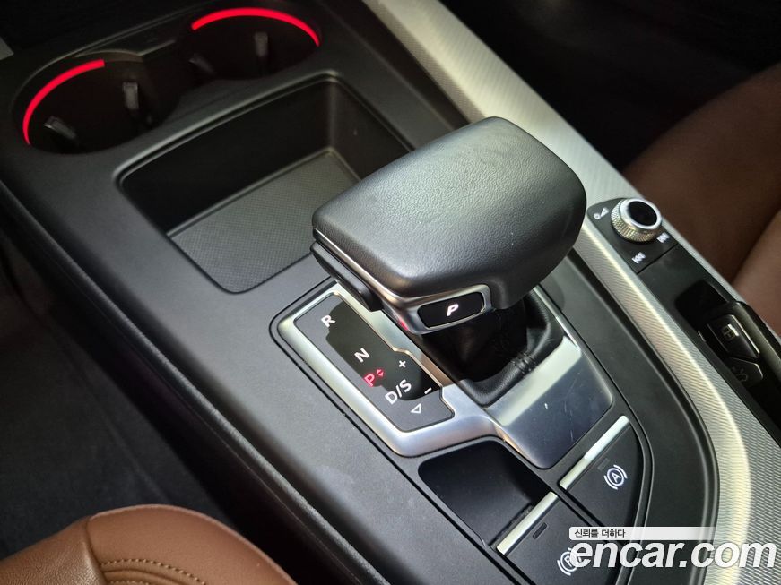 Audi A4 2023