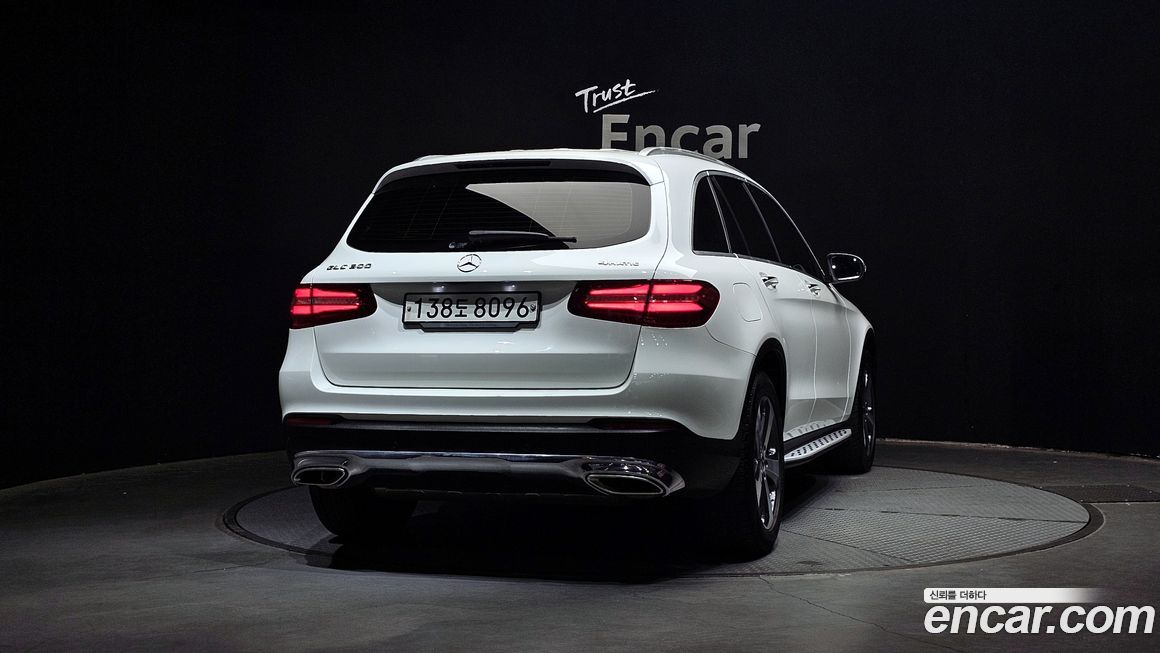Mercedes-Benz GLC-Class 2019