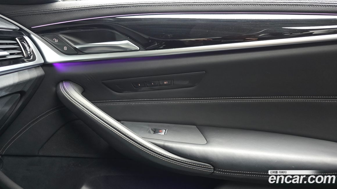 BMW 5-Series 2019