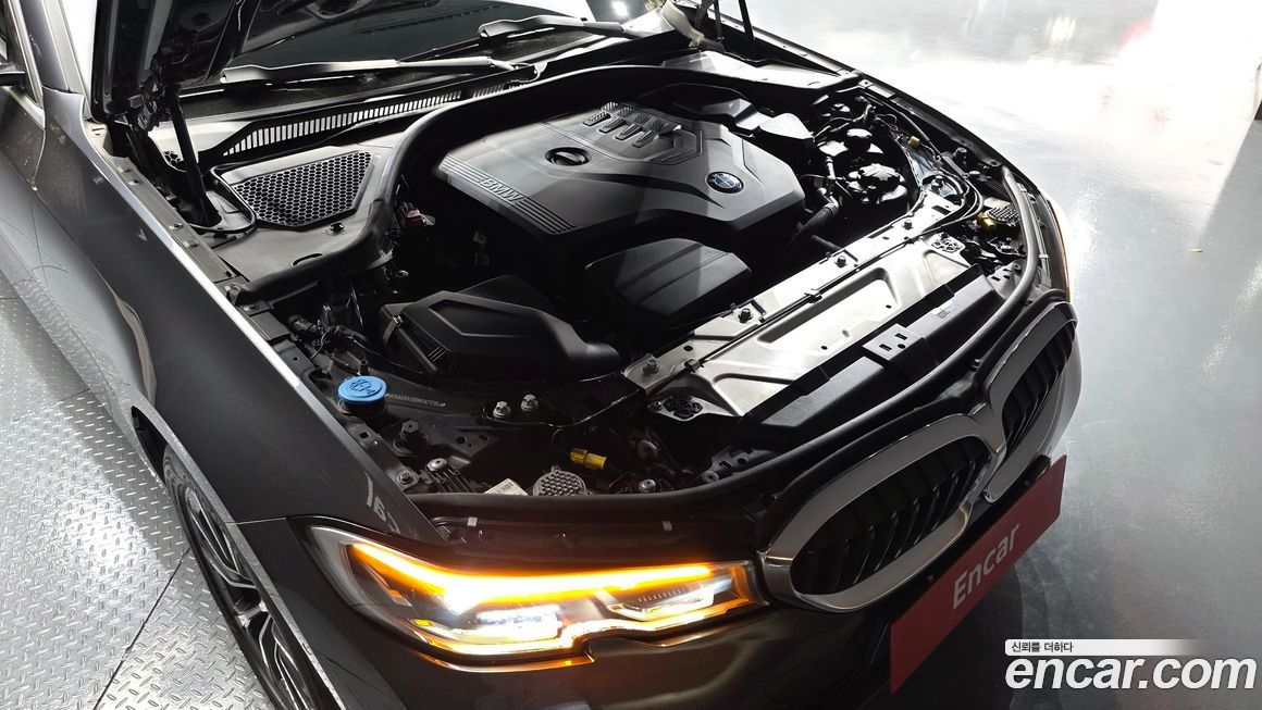 BMW 3-Series 2021
