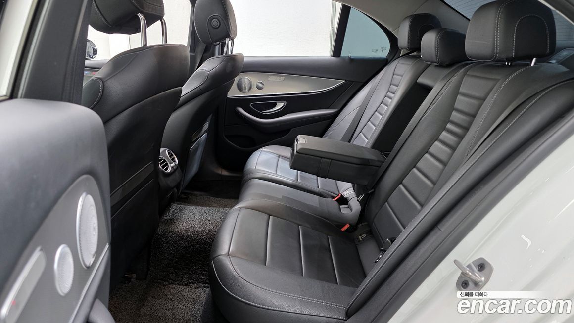 Mercedes-Benz E-Class 2019