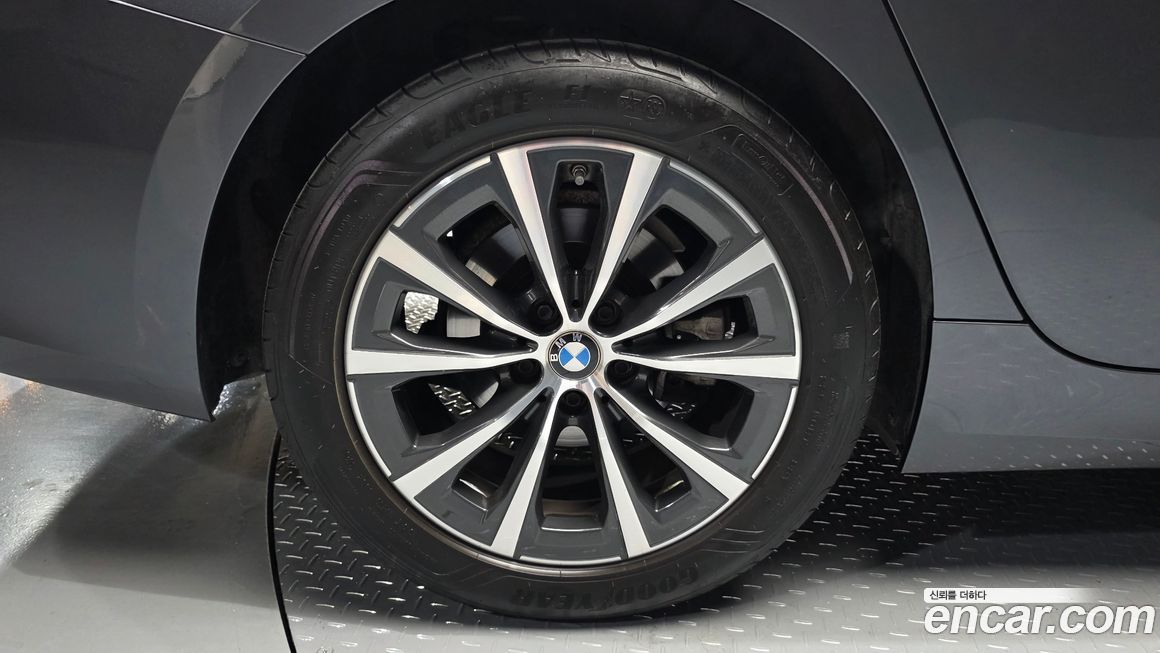 BMW 3-Series 2021