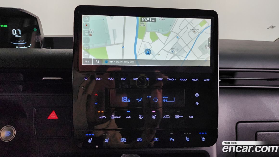 Hyundai Staria 2025
