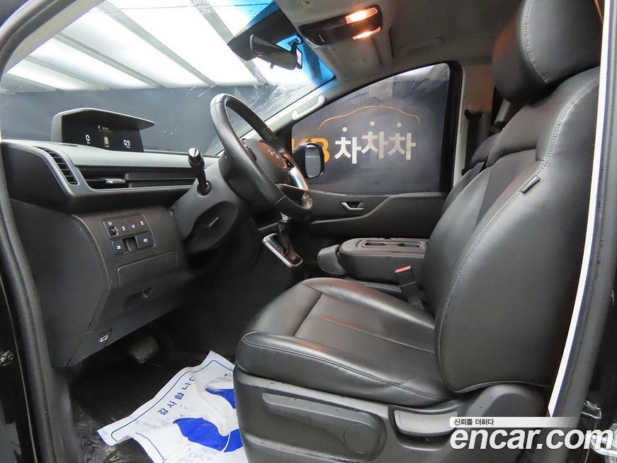 Hyundai Staria 2022