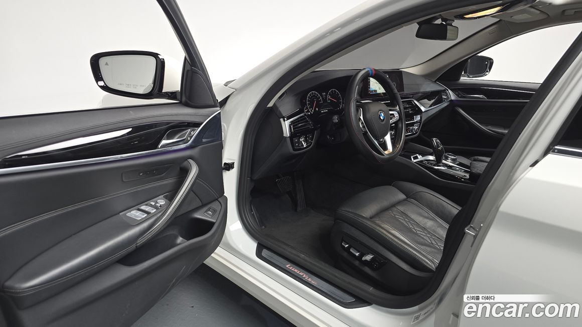 BMW 5-Series 2019