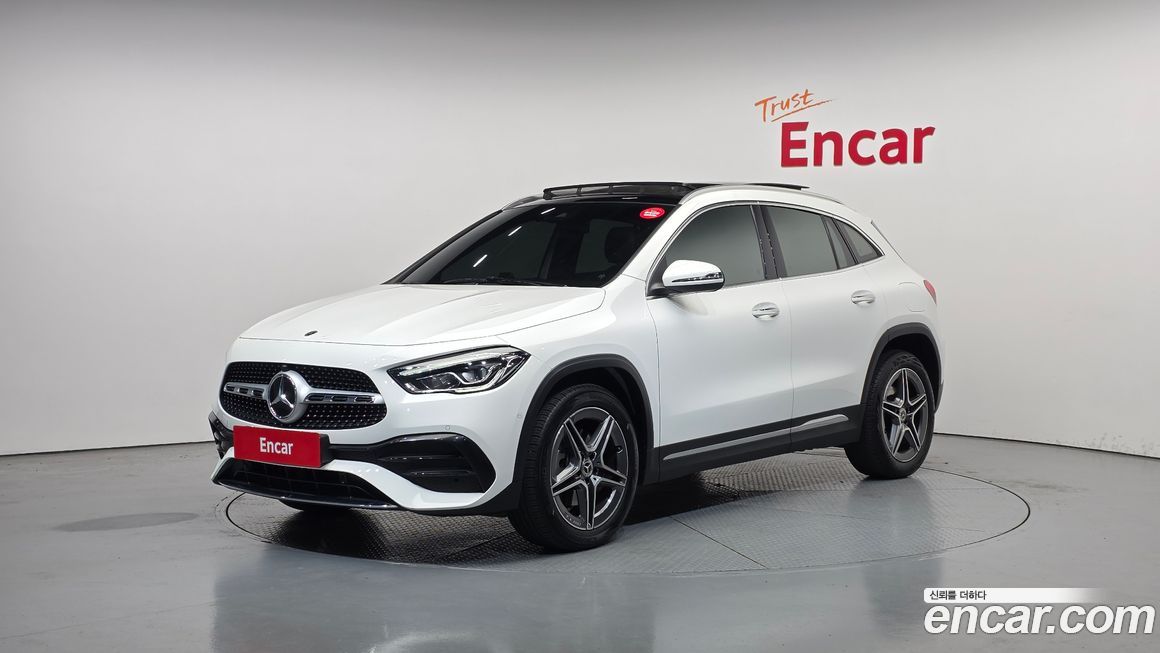 Mercedes-Benz GLA-Class 2021