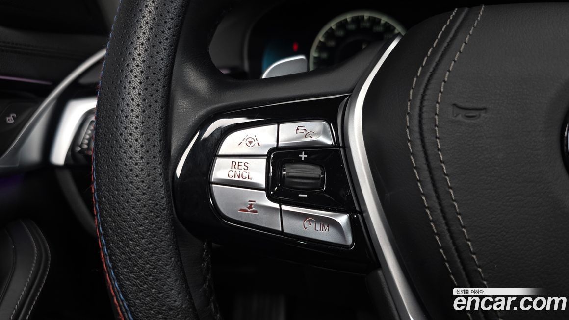 BMW 5-Series 2019