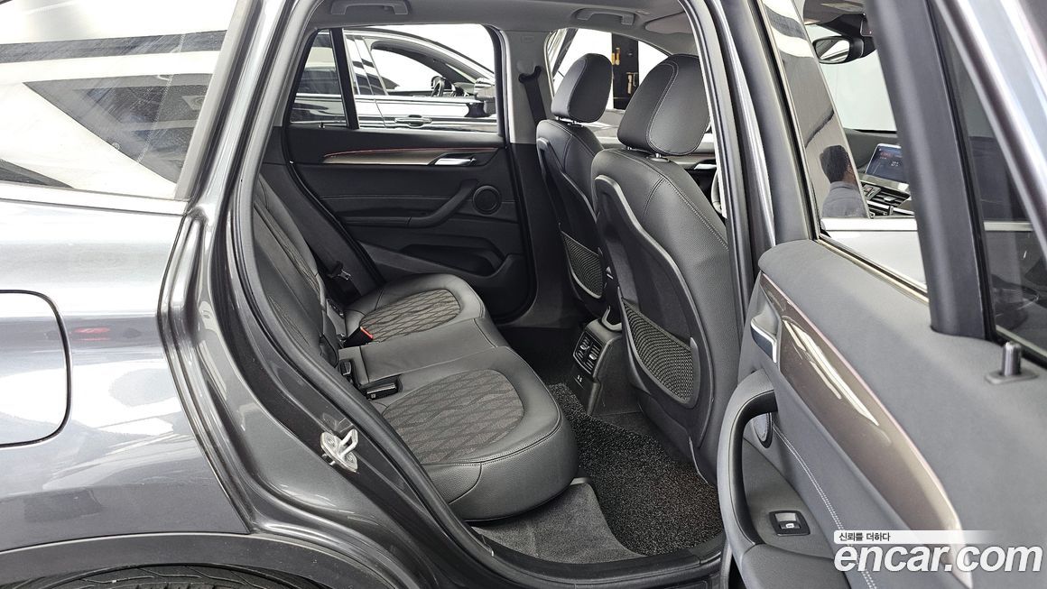 BMW X1 2021