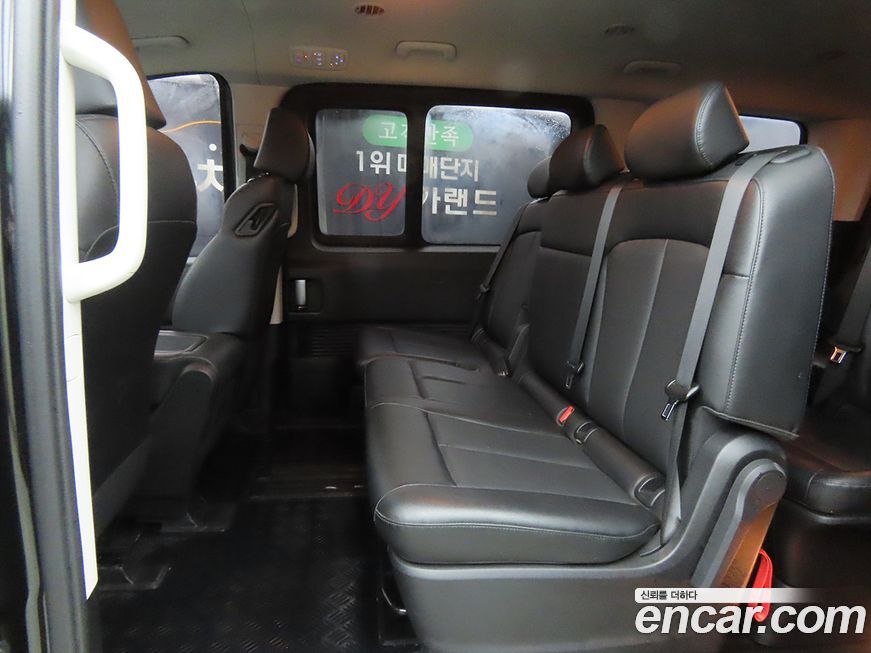 Hyundai Staria 2022