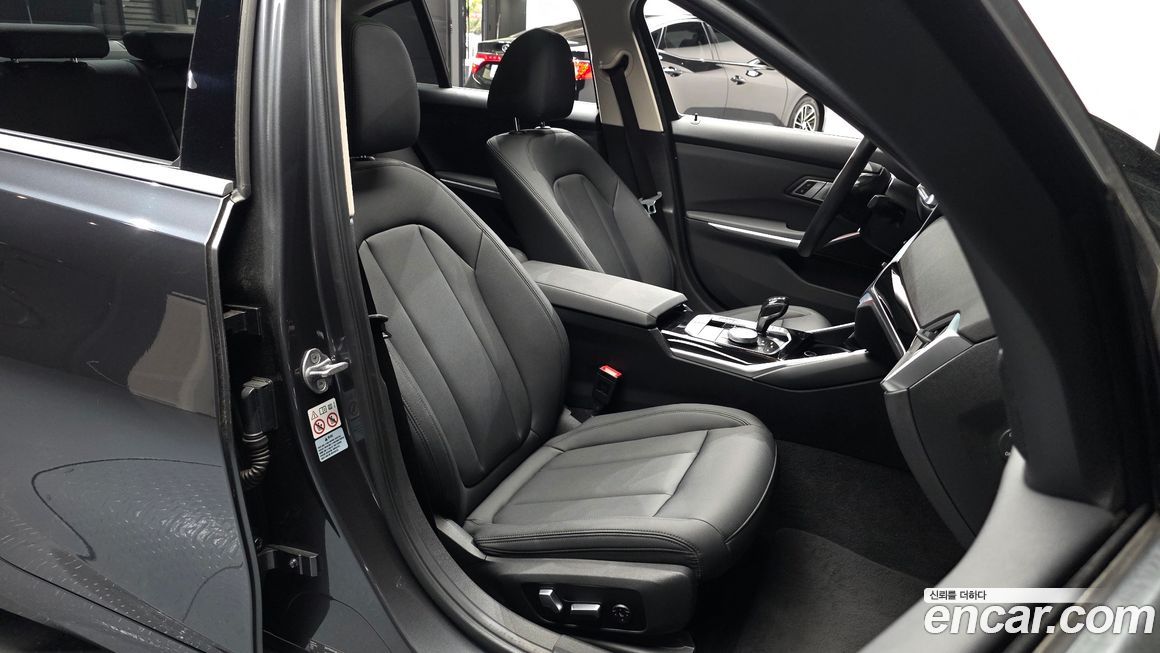 BMW 3-Series 2021