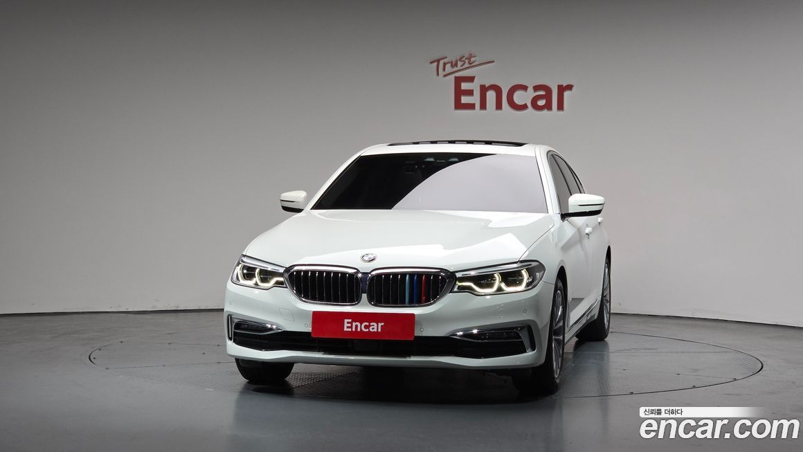 BMW 5-Series 2019