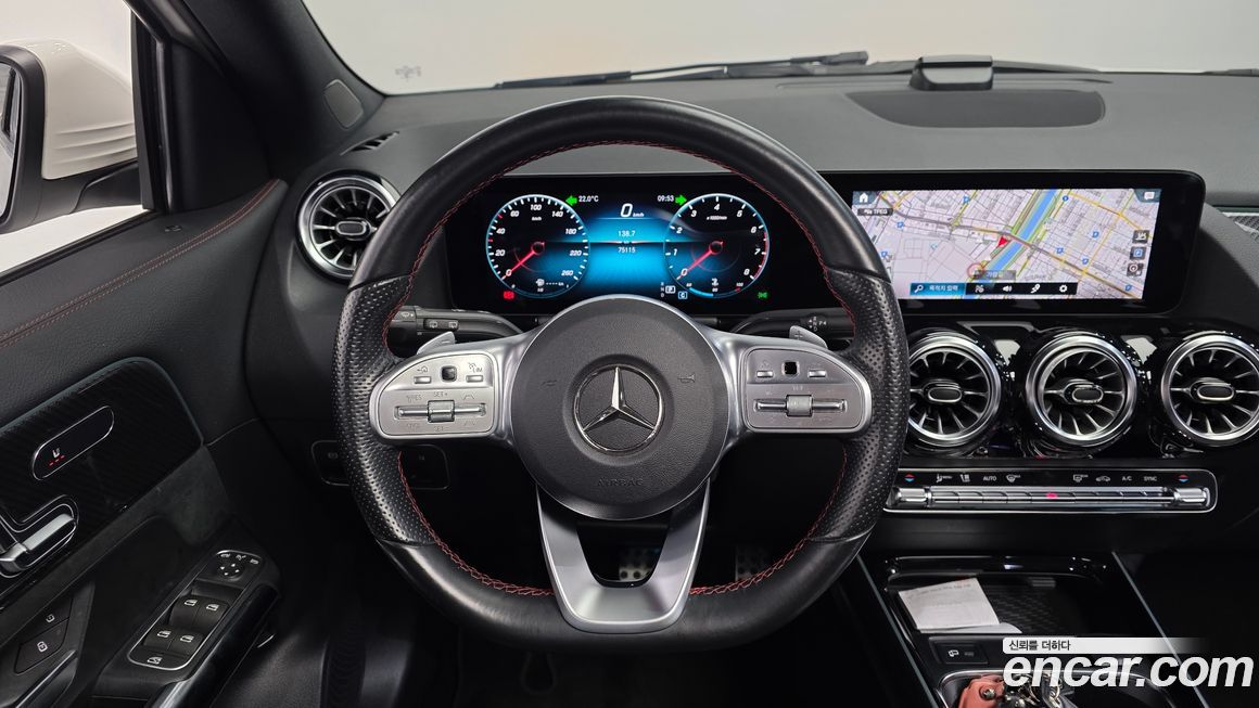 Mercedes-Benz GLA-Class 2021