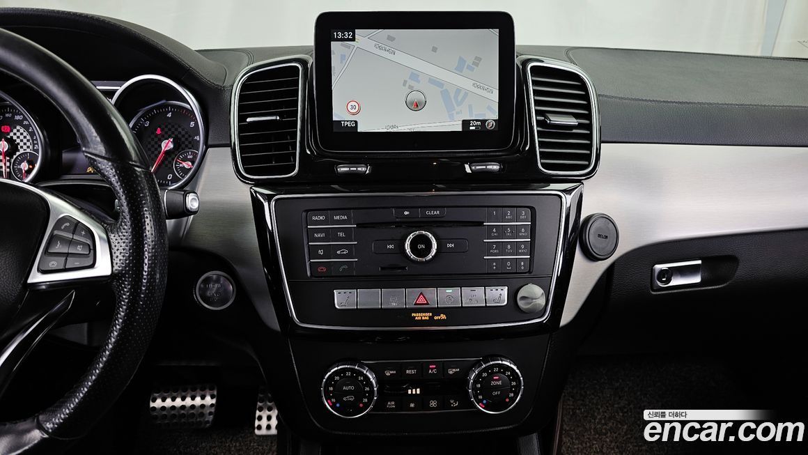 Mercedes-Benz GLE-Class 2017