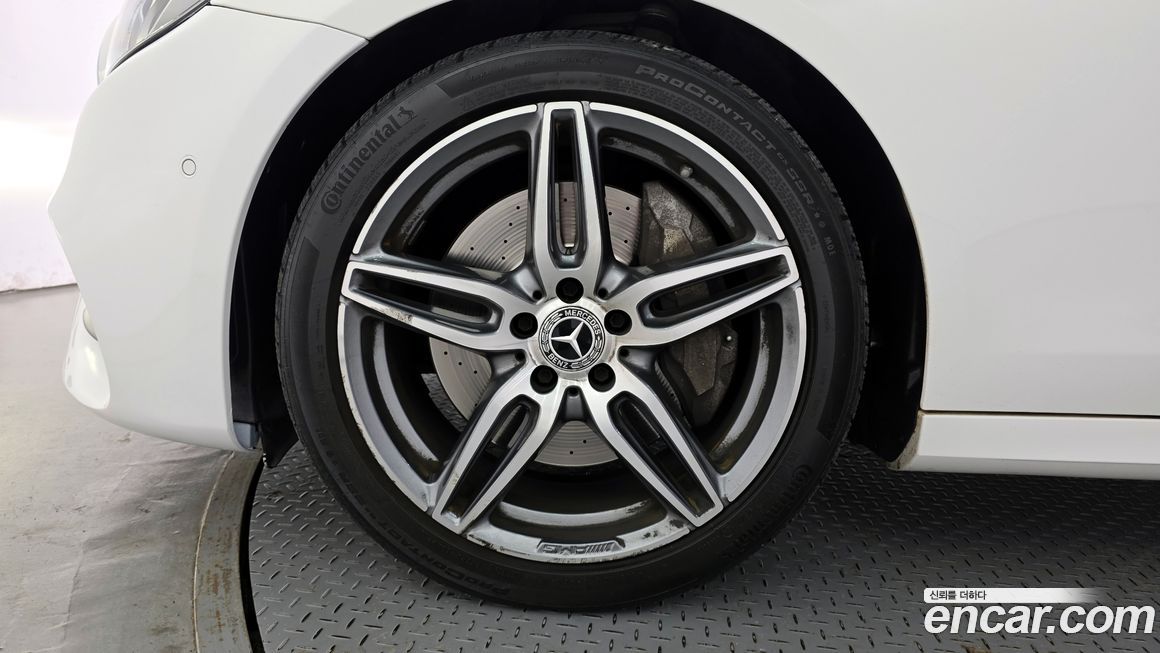 Mercedes-Benz E-Class 2019