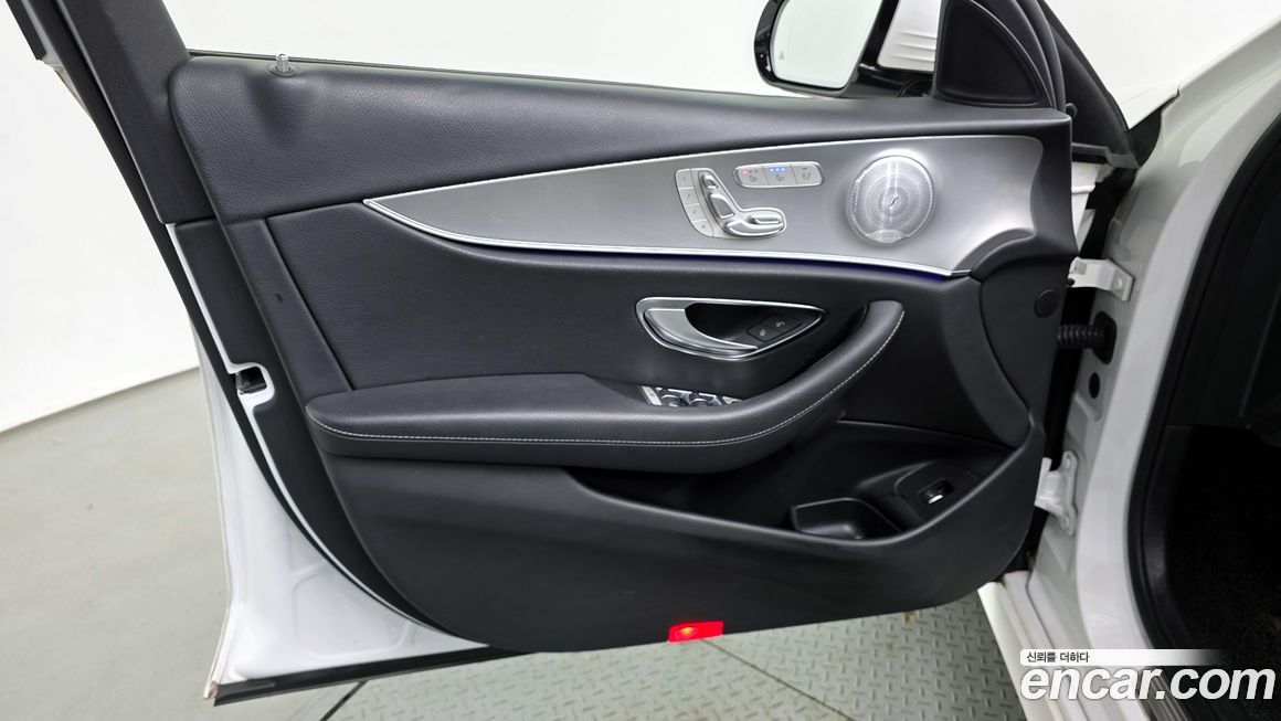 Mercedes-Benz E-Class 2019
