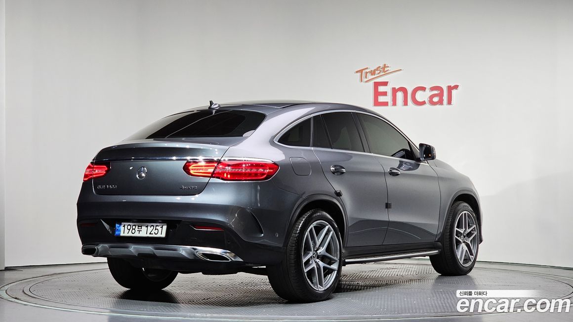 Mercedes-Benz GLE-Class 2017