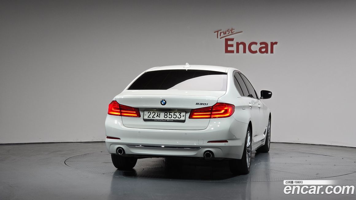 BMW 5-Series 2019