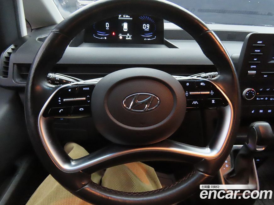 Hyundai Staria 2022