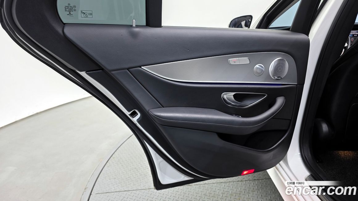 Mercedes-Benz E-Class 2019
