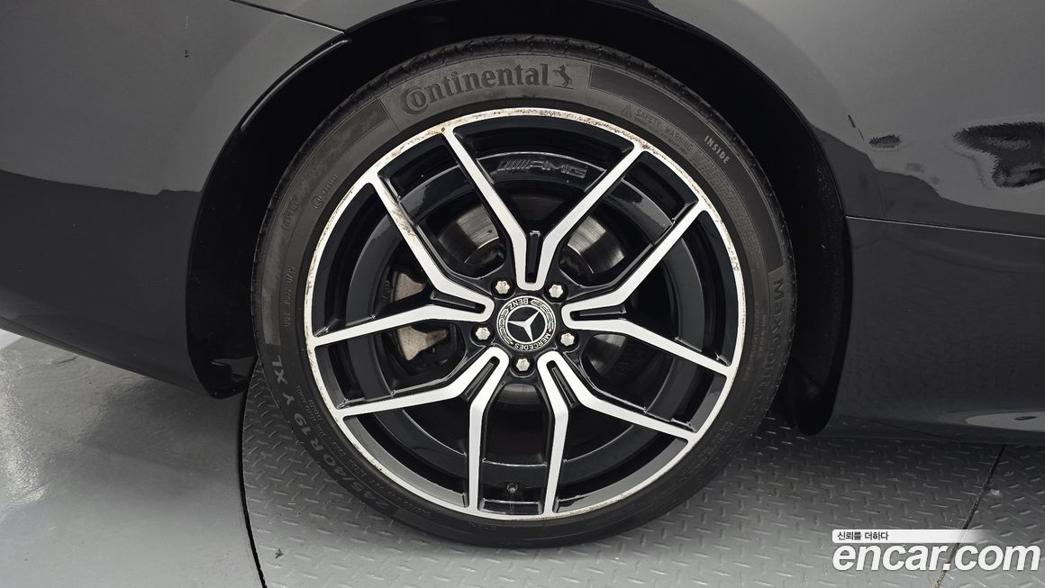 Mercedes-Benz E-Class 2018