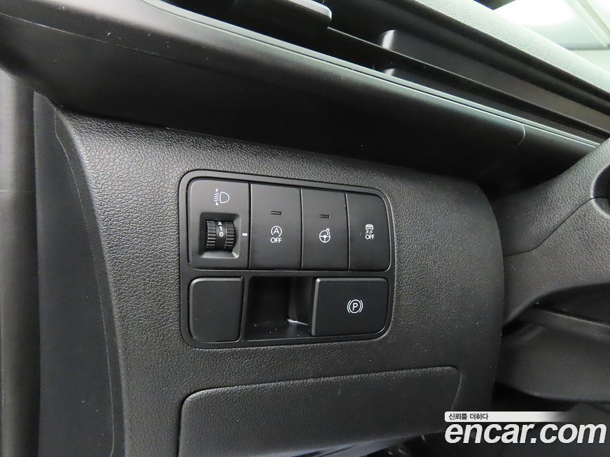 Hyundai Staria 2024