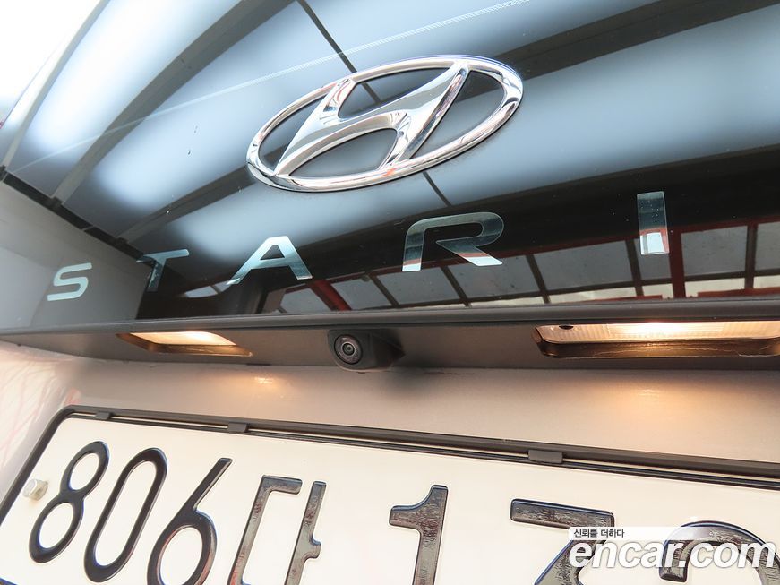 Hyundai Staria 2024