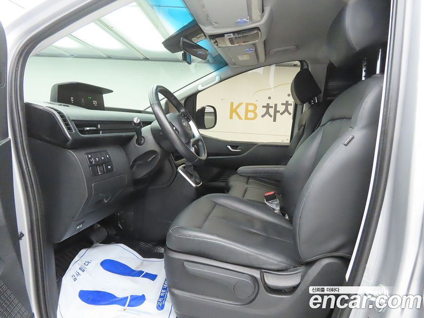 Hyundai Staria 2024