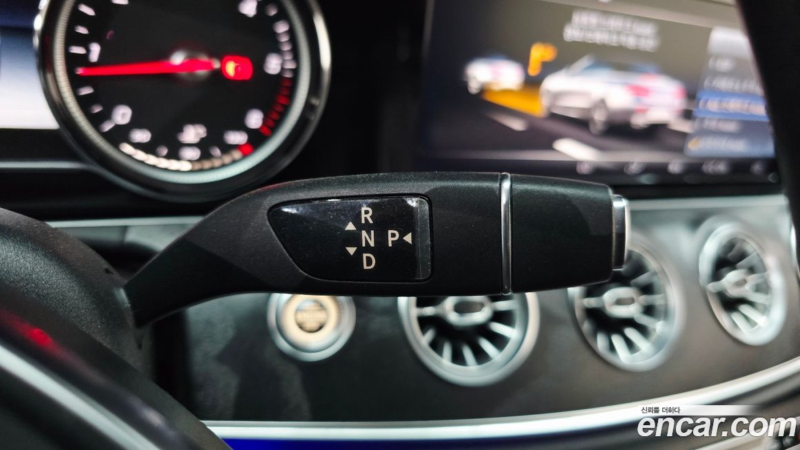 Mercedes-Benz E-Class 2018