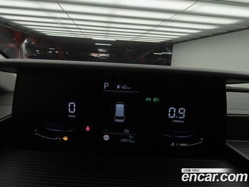 Hyundai Staria 2024