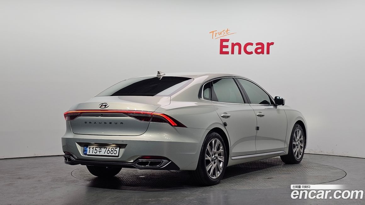 Hyundai Grandeur 2021