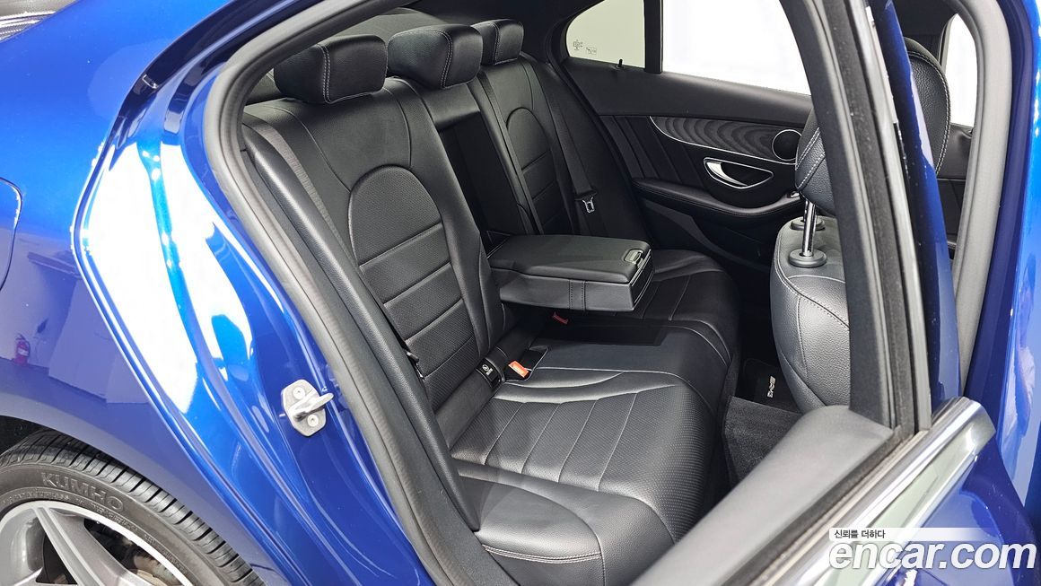 Mercedes-Benz C-Class 2018