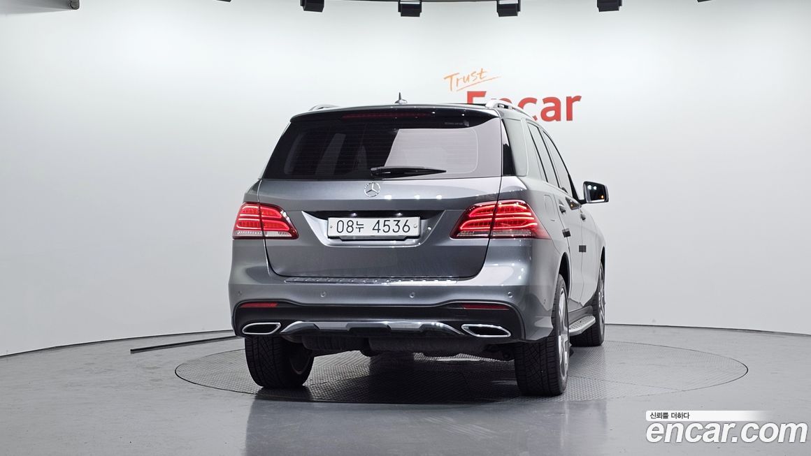 Mercedes-Benz GLE-Class 2017