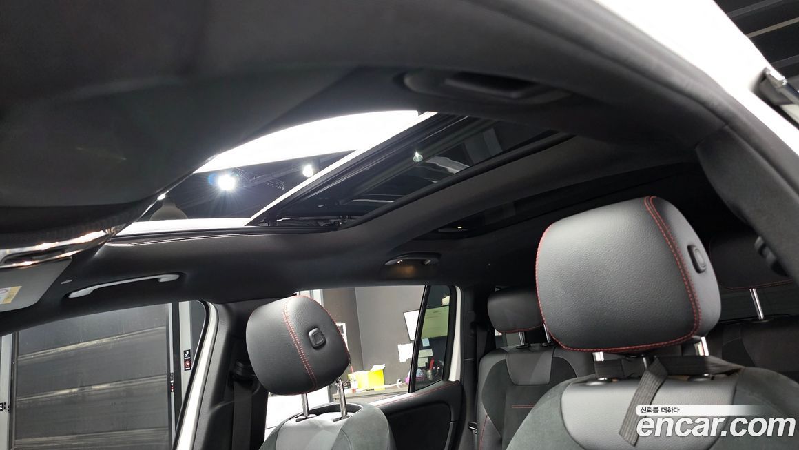 Mercedes-Benz GLB-Class 2020