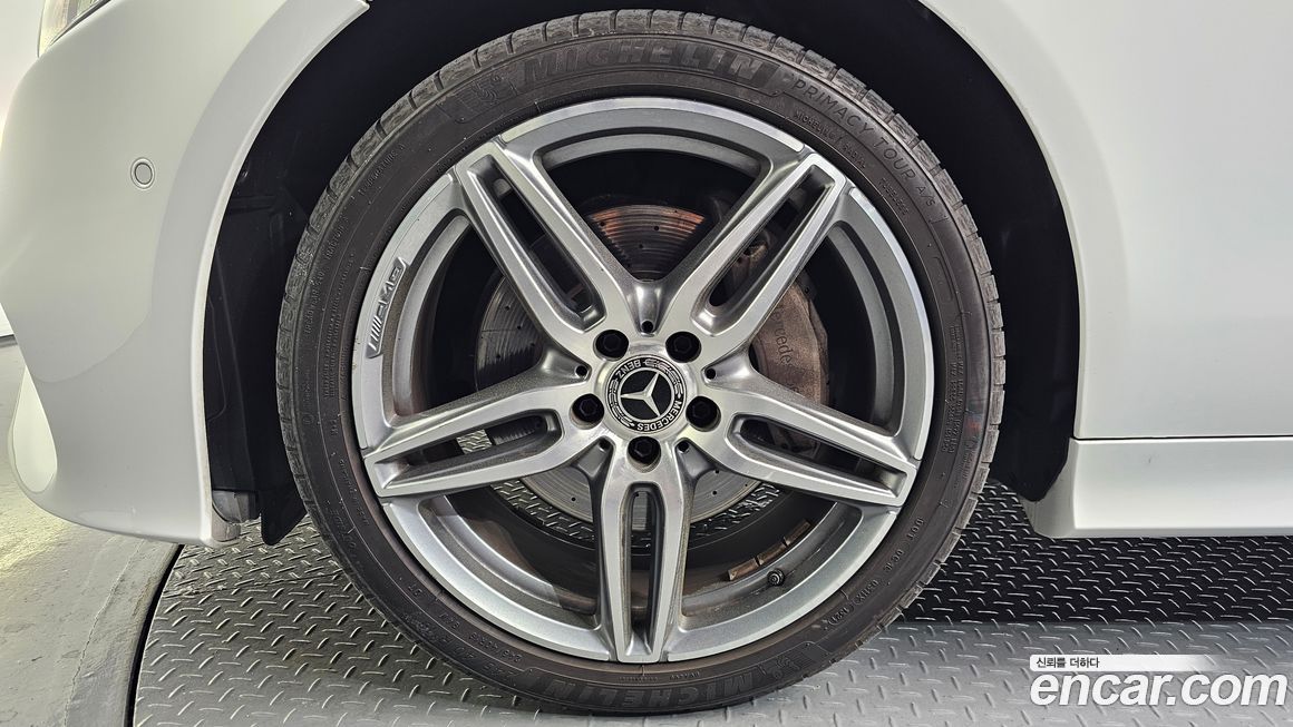 Mercedes-Benz E-Class 2017