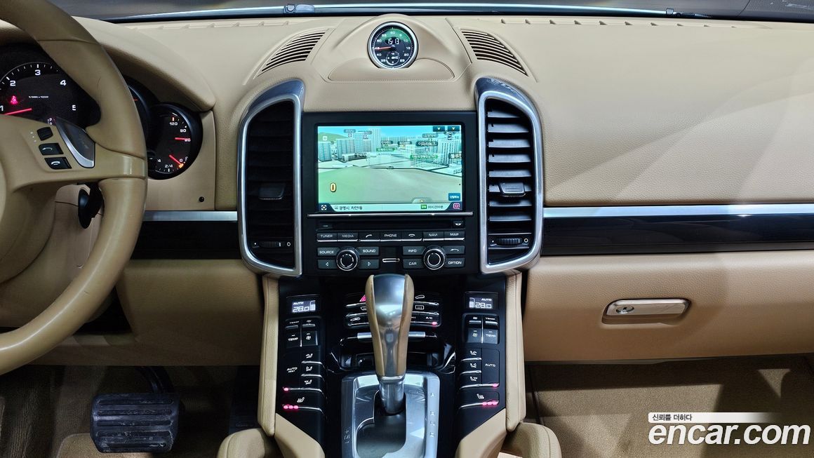 Porsche Cayenne 2014