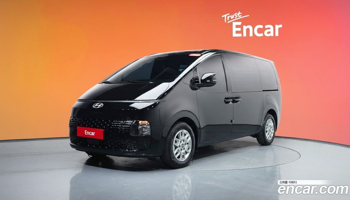 Hyundai Staria 2025