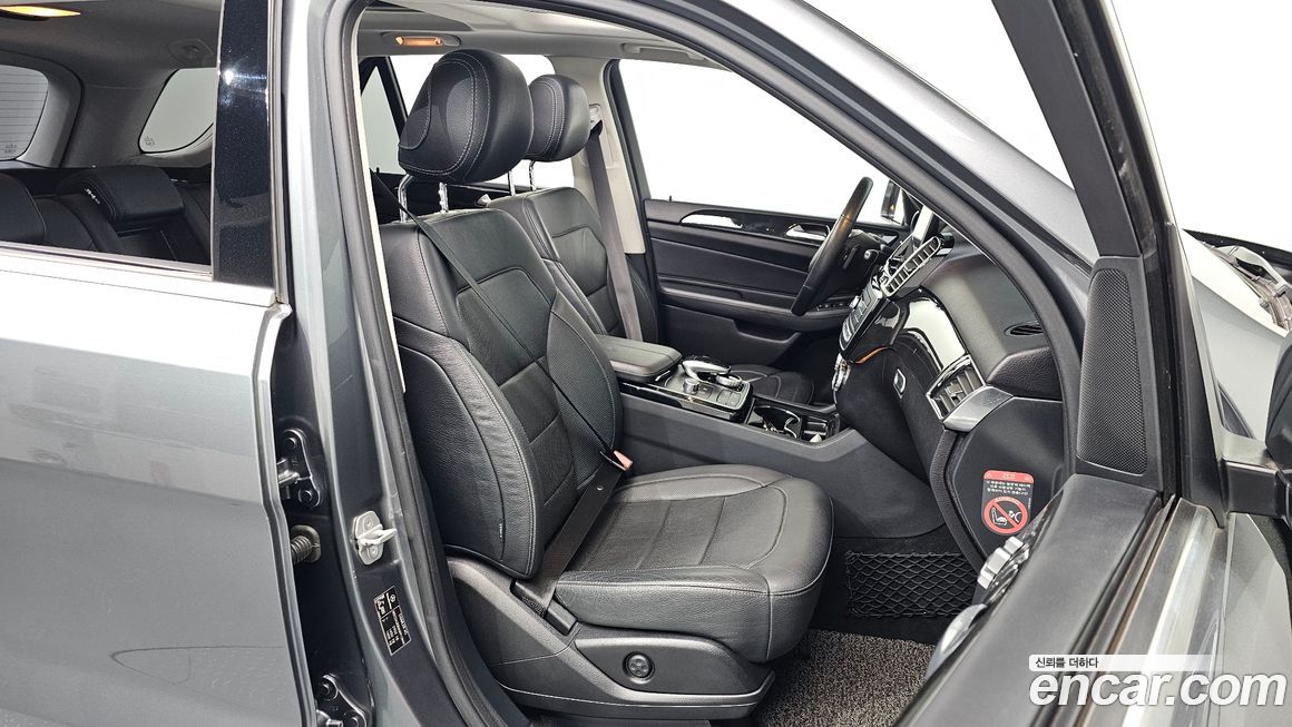 Mercedes-Benz GLE-Class 2017